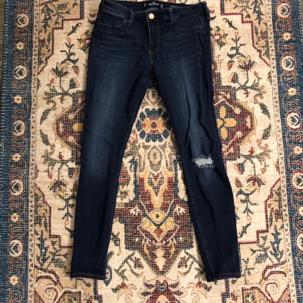 Hollister Low Rise Jeans SHORT